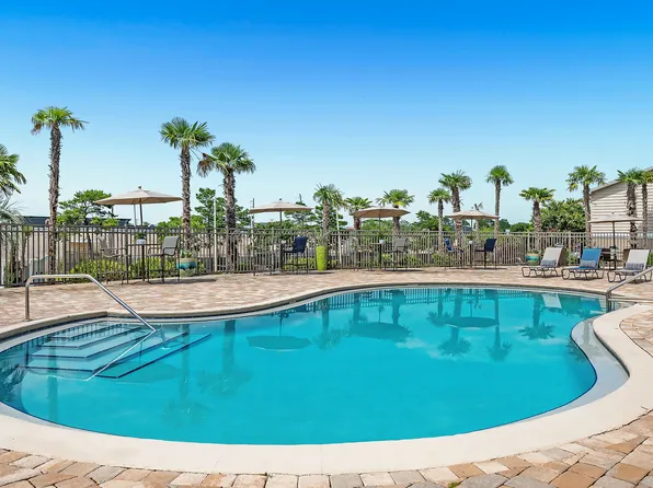 The Fairpointe at Gulf Breeze