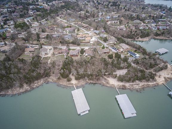 5th image of 3 Greenbrier Dr