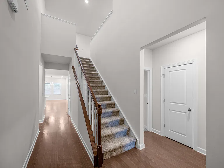 6407 Barcelona Way — Photo 5