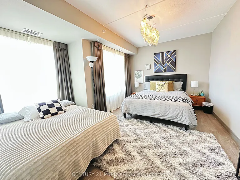 321 Spruce St #801 — Photo 9