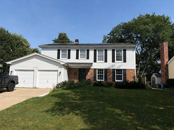 901 Sarasota Ln
