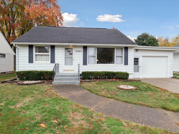 9603 Pine St, Bridgman, MI 49106