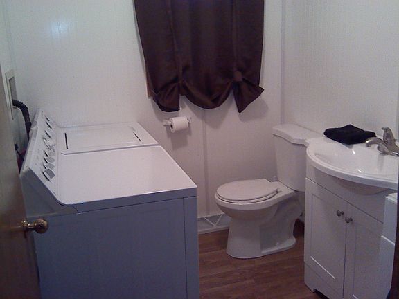 Main Floor Utility 