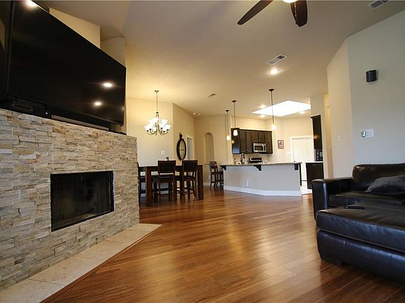 2nd image of 8116 Amistad Ct