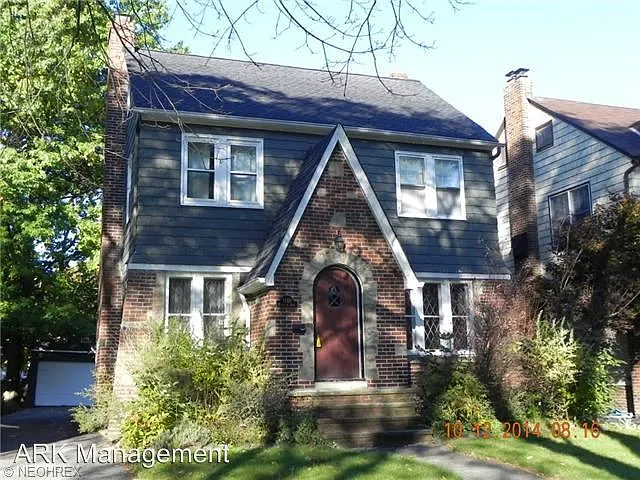 1240 Plainfield Rd photo 1