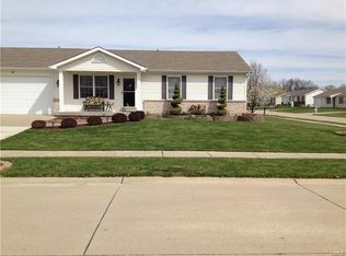 172 Whitetail Crossing Dr, Troy, MO 63379