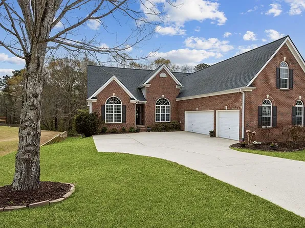 3552 Stoneleigh Run Dr, Buford, GA 30519