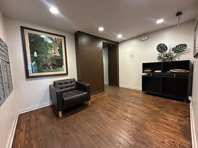 1510 Chestnut St #803 — Photo 28
