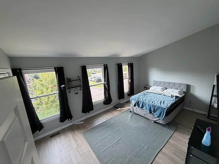 409 Davis Ave SW — Photo 3