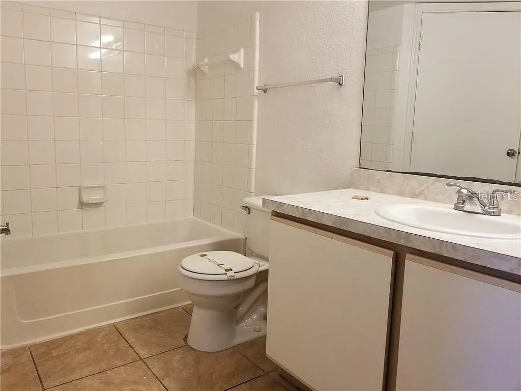 2 bed, 1026 sqft, $1,400 — Photo 4