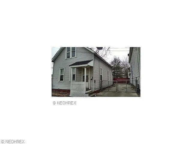 2488 W 6th St photo 1
