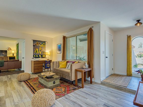 Formal living
