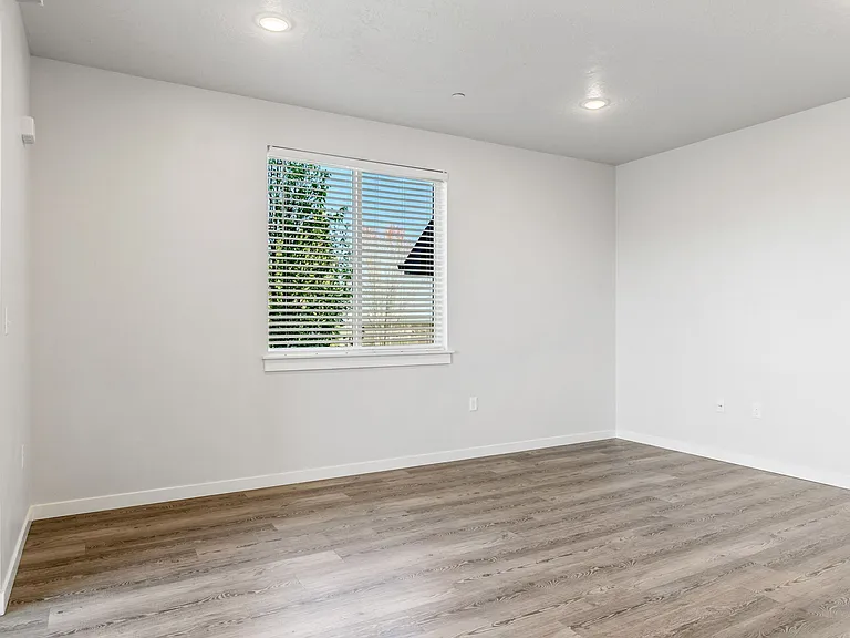 Northview Apartment Homes — Photo 7