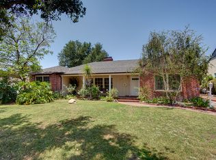 2041 N Altadena Dr, Altadena, CA 91001