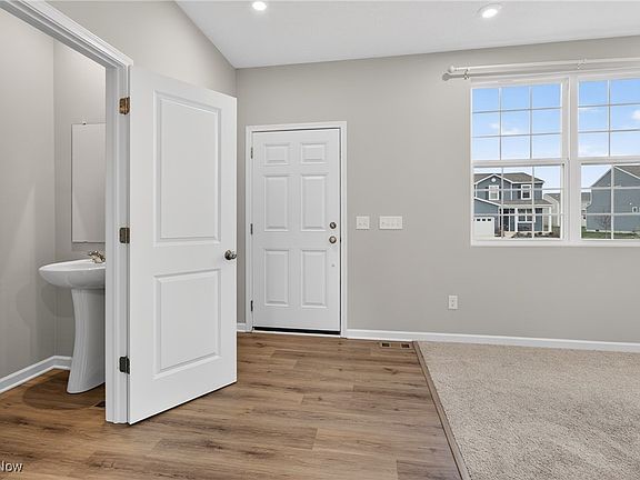 5th image of 23663 Victory Ln
