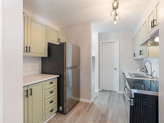 5th image of 1504 Tanguay Ct