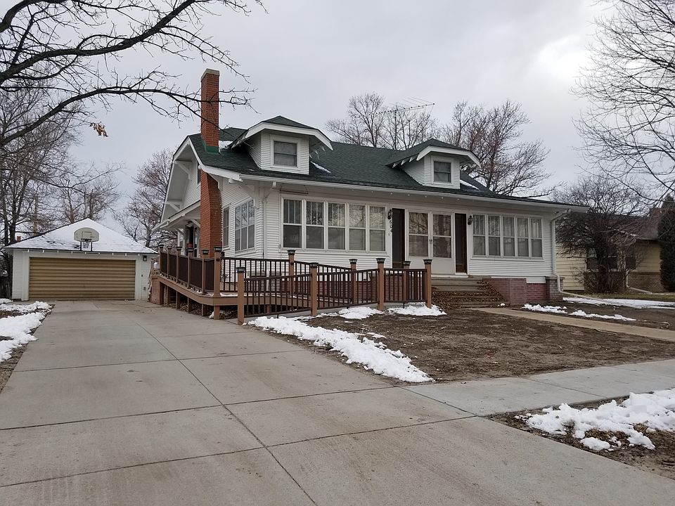 1st image of 604 Laramie Ave