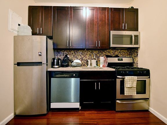 2nd image of 302 Mott St #39A