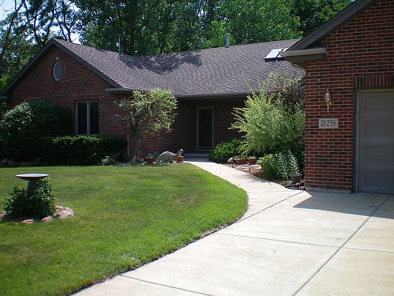 3rd image of 21236 S 78th Ave