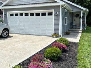 123 Springlake Ave, Hillsboro, OH