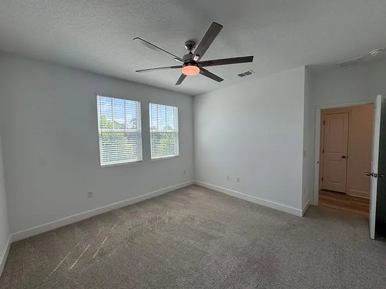 7573 Estuary Lake Loop — Photo 35