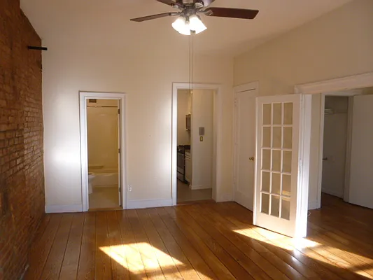 Rented by Stefan R. Capan, LREB | media 24