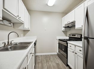 Laurens Way, Knightdale, NC 27545