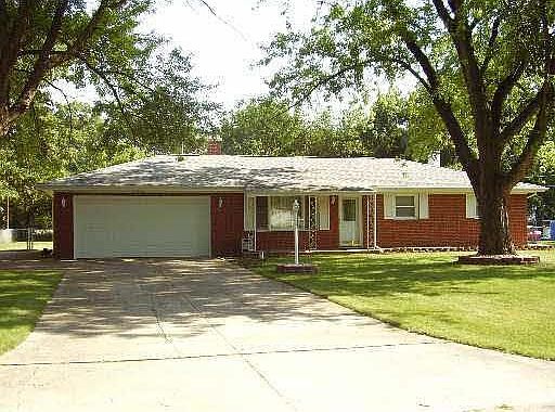 1st image of 17420 Fleetwood Ln