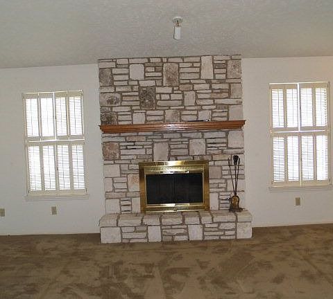 4th image of 2101 West Ln