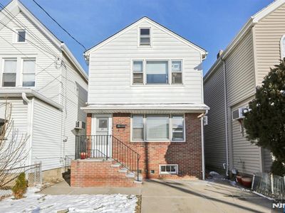 89 Anderson Ave, Wallington, NJ, 07057