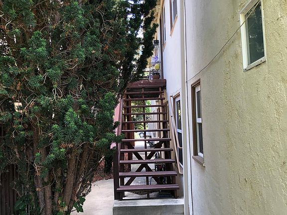 4th image of 816 Cowper St APT 2