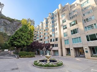 220 Lombard St APT 323, San Francisco, CA 94111