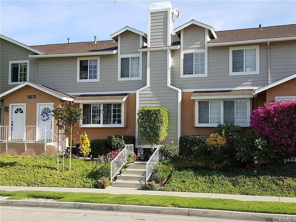 1st image of 15071 Mulberry Dr #28