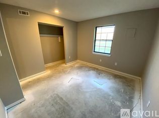 2104 NW 9th St #A, Blue Springs, MO 64015