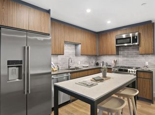 325 Lafayette Ave APT 4A, Brooklyn, NY 11238