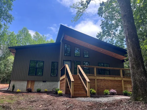 13020 Janda Rd, Seneca, SC 29672