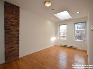 4 Cleveland Pl #17, Boston, MA 02113