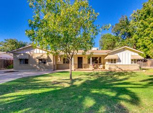 3302 E Mitchell Dr, Phoenix, AZ 85018