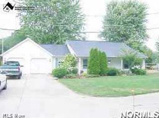 15 Southwood Rd, Painesville, OH 44077