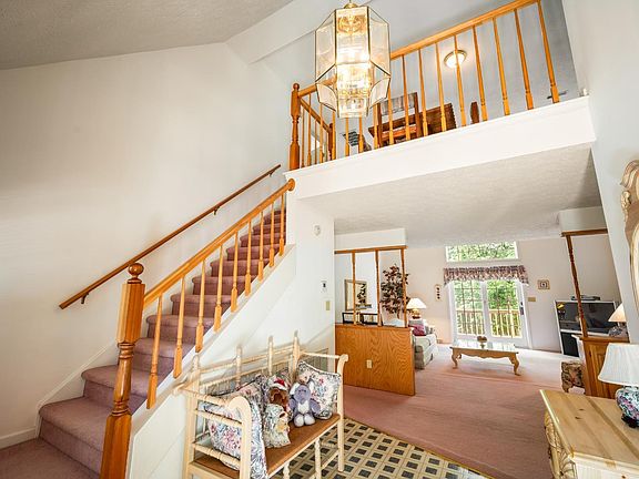 5th image of 440 Splitrail Ln