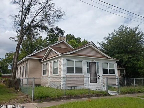 3rd image of 1478 W 15TH Street