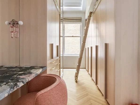 83 Spring Street image 13 of 15