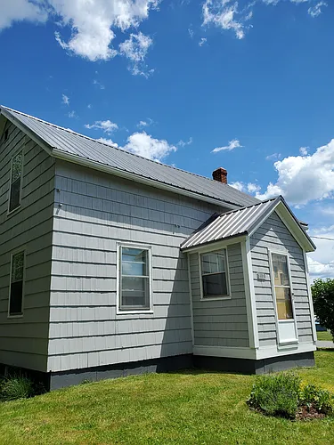 2112 Cowan St Photo 1