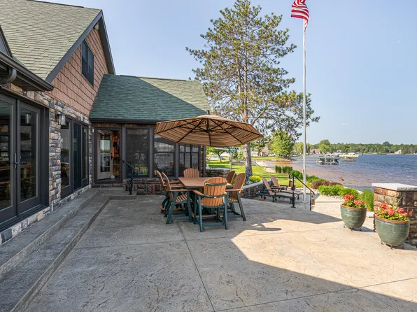 6890 Jessie Dr, Saint Helen, MI 48656