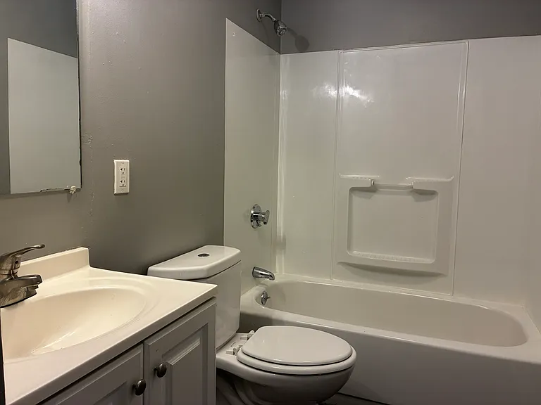 348 Main St #221 — Photo 3
