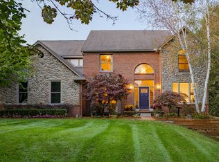 9066 Stonehause Ct, Clarkston, MI 48348