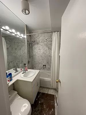 5th image of 333 E 75th St APT 1B