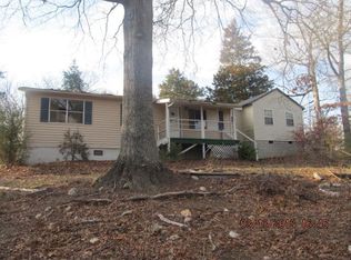 139 Clifftop Dr, Robbins, NC 28327