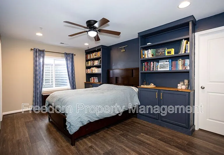 2425 Morgans Point Dr — Photo 53
