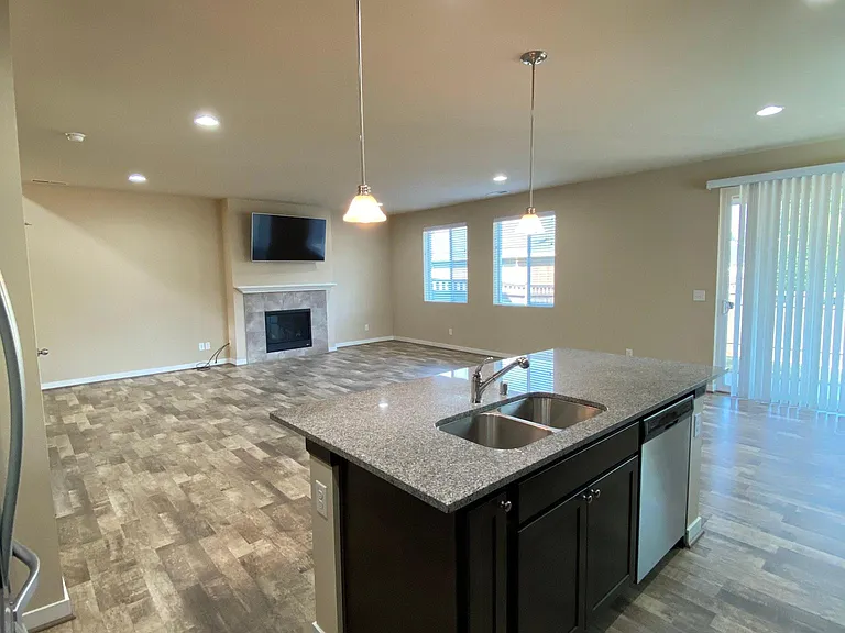 9108 Aster St SE — Photo 9